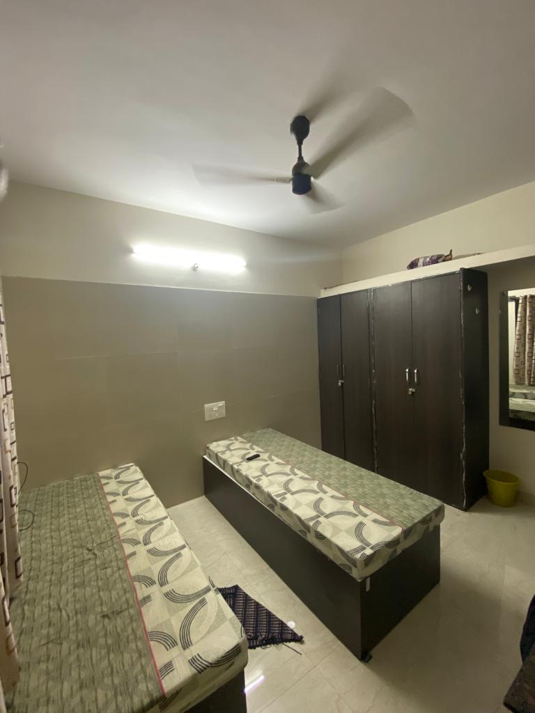 Room - Vinay Homes Gents PG Manyata